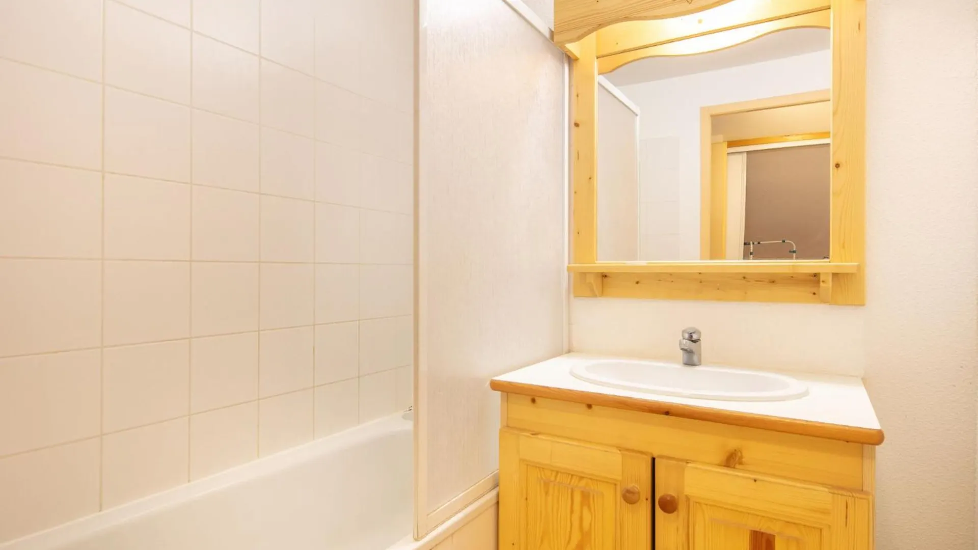 Apartment Les Chamois By Interhome Saint-Sorlin-d'Arves